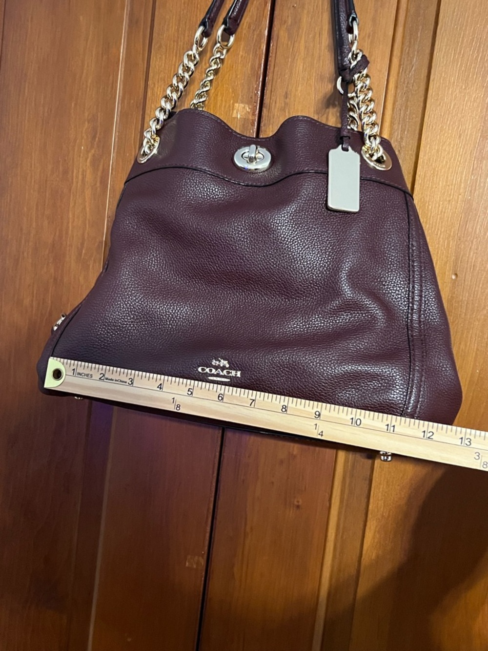 Coach Edie Turnlock Shoulder Bag Burgundy Pebbled Leather Gold Chain Strap EUC - Picture 10 of 16